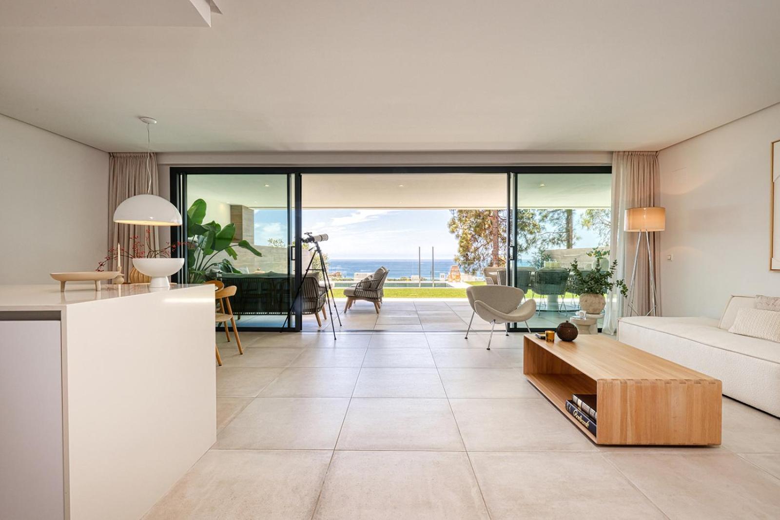 Apartment Luxurious Sea View In Marbella