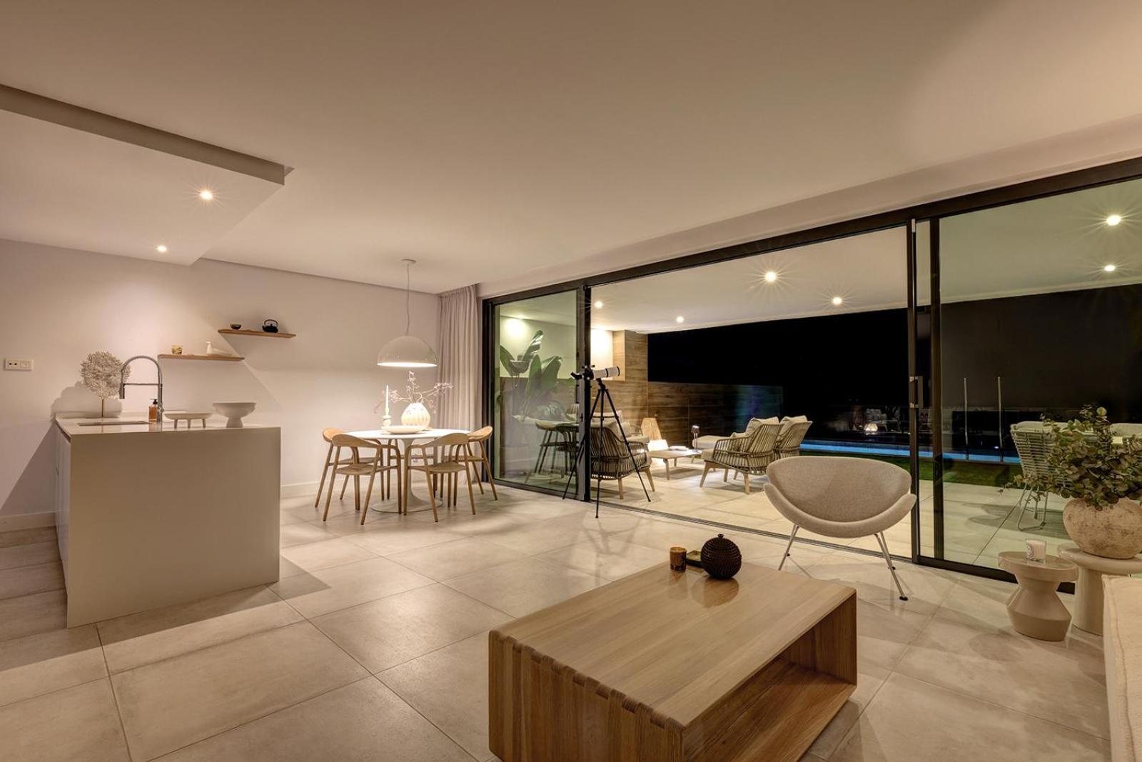 Apartment Luxurious Sea View In *