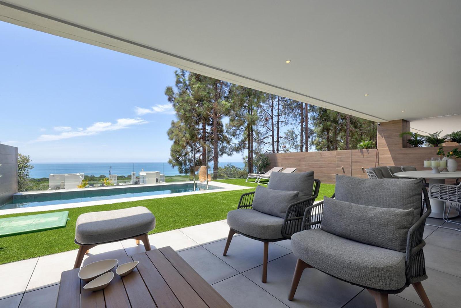 Luxurious Sea View In Apartment Marbella