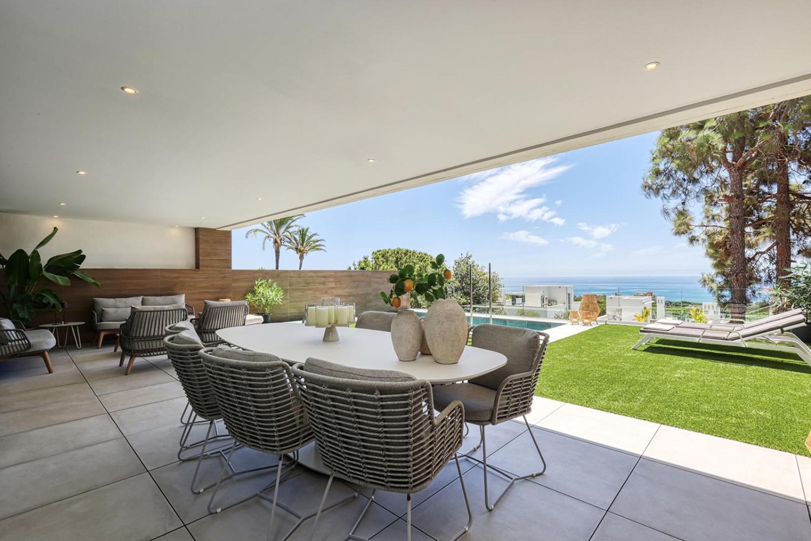 Luxurious Sea View In Marbella