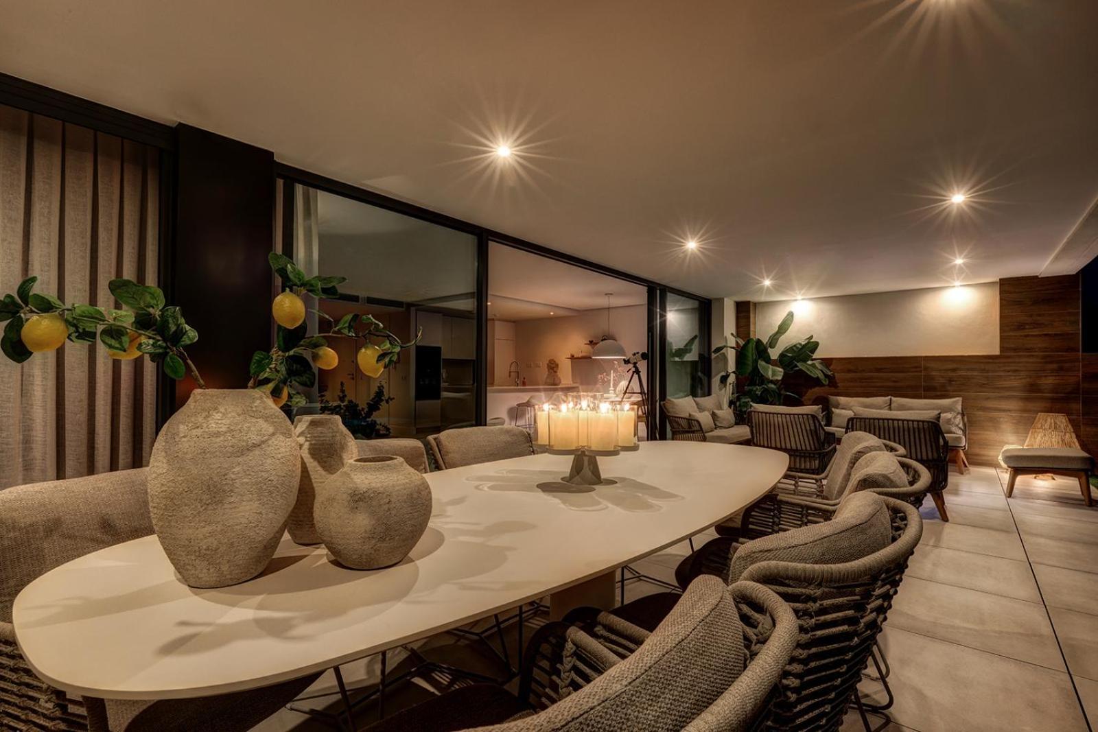 Apartment Luxurious Sea View In
