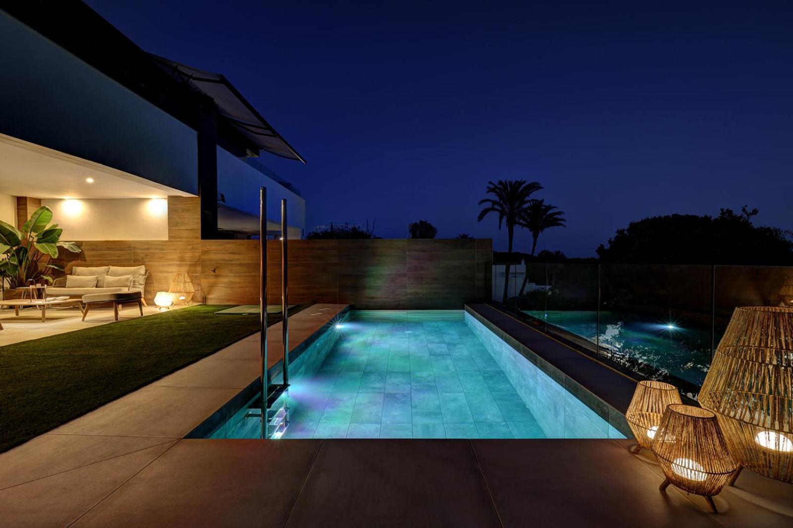 Luxurious Sea View In Apartment Marbella